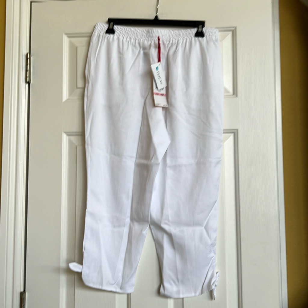 Ruby Rd Pants Nwt